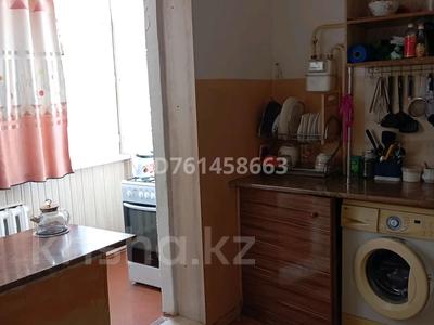 1-комнатная квартира · 38 м² · 2/5 этаж, мкр Север 22 — Позади 46 школы лицея за 18 млн 〒 в Шымкенте, Аль-Фарабийский р-н