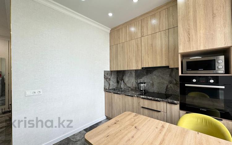 2-бөлмелі пәтер · 49.5 м² · 7/12 қабат, Казыбек би 3/1 — Толе би, бағасы: 39 млн ₸ в Астане, Нура р-н — фото 2