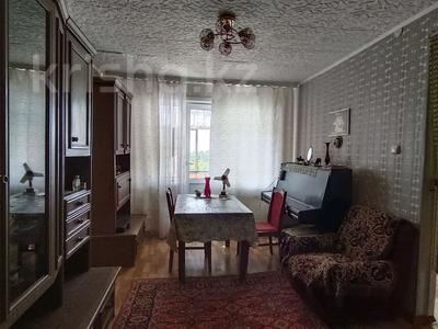 2-комнатная квартира · 44 м² · 5/5 этаж, Валиханова за 6.3 млн 〒 в Темиртау