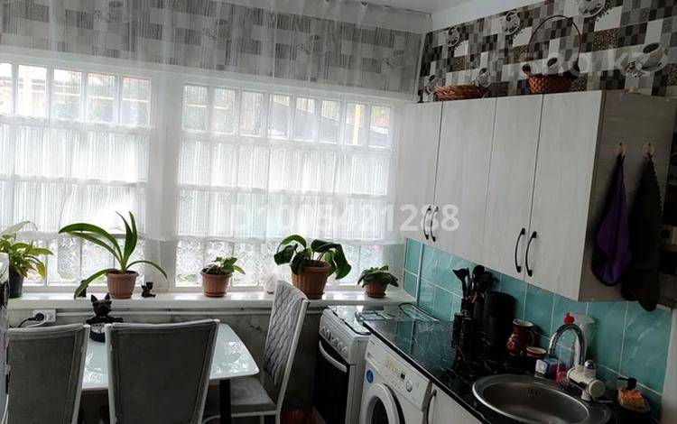 Отдельный дом · 3 комнаты · 45 м² · 6 сот., Пушкина 55 — Маг. Пушкин за 9.5 млн 〒 в Текели — фото 2