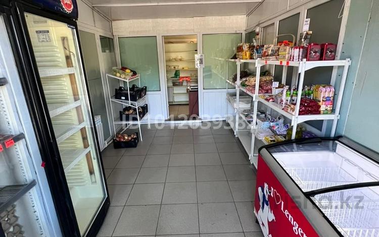 Свободное назначение, магазины и бутики · 20 м² за 50 000 ₸ в Караганде, Казыбек би р-н — фото 2