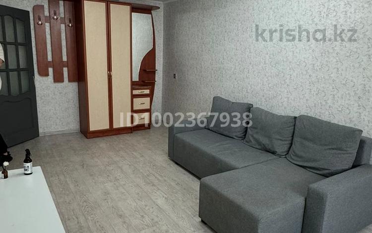 1-комнатная квартира · 35 м² · 3/5 этаж, Чернышевского 116 — Район Аян пассаж за 90 000 ₸ в Темиртау — фото 10