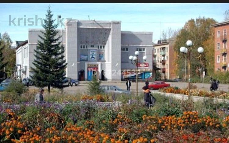 Свободное назначение, офисы, магазины и бутики, склады, общепит, салоны красоты · 1600 м² за 250 млн 〒 в Риддере — фото 2