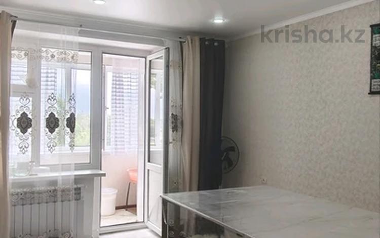 4-комнатная квартира · 73 м² · 4/5 этаж, Жангир хан 57 за 27 млн ₸ в Уральске — фото 2