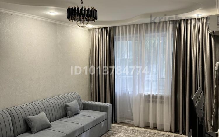 3-комнатная квартира · 60 м² · 3/5 этаж, мкр Аксай-2 5 — Толе би Саина, Толе би Момыш улы за 45 млн ₸ в Алматы, Ауэзовский р-н — фото 2