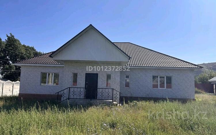 Отдельный дом · 7 комнат · 220 м² · 16 сот., Казбек би за 48 млн 〒 в Алматы, Жетысуский р-н — фото 2