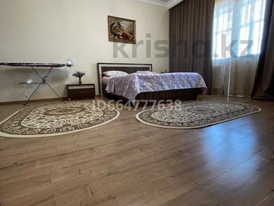 2-бөлмелі пәтер · 80 м² · 8/18 қабат, Баянауыл 1 — Иманова Республика Кенесары, бағасы: 18 000 ₸ в Астане, р-н Байконур