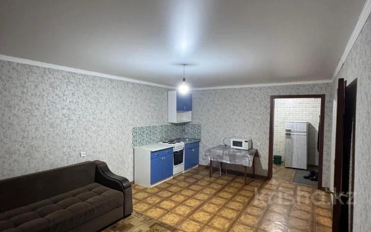 2-бөлмелі пәтер · 39 м² · 7/9 қабат, Тихая 13/1, бағасы: 10.3 млн ₸ в Усть-Каменогорске — фото 9
