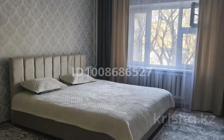 1-комнатная квартира · 38 м² · 2/5 этаж, мкр Алатау — Со стороны Братской улицы за 14 000 ₸ в Таразе — фото 2