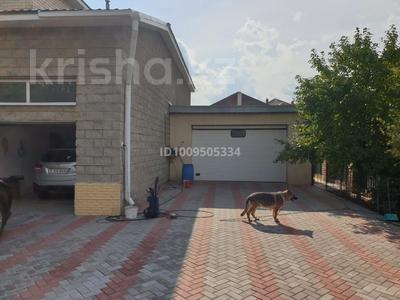 Жеке үй · 5 бөлме · 353 м² · 10 сот., мкр Комсомольский, Айганым 13, бағасы: 305 млн 〒 в Астане, Есильский р-н