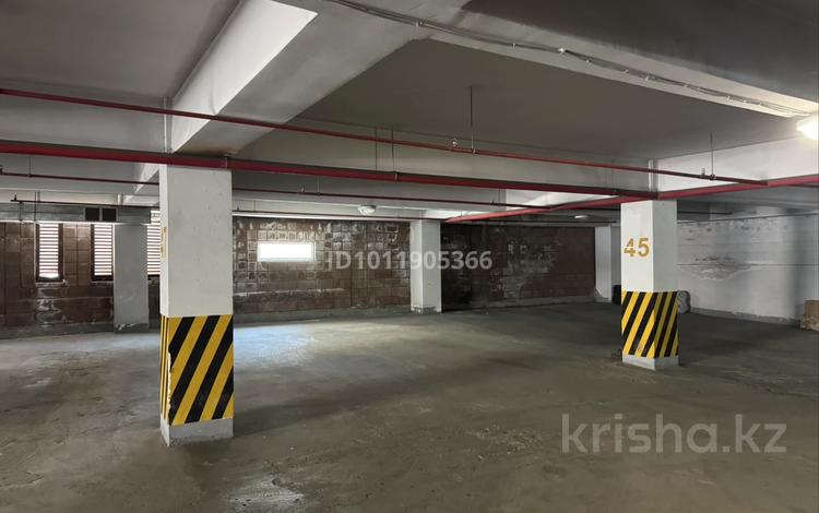 Паркинг · 17.5 м² · Ходжанова 76 — - пр. Аль-Фараби, ЖК Bayterek Residence, ЖК Талисман, ЖК Rams Luxury, ЖК Алтын Орда, ЖК Primavera., бағасы: 2.8 млн ₸ в Алматы, Бостандыкский р-н — фото 3
