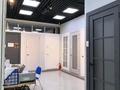 Бизнес, магазин межкомнатных дверей и напольных покрытий · 35 м² за 400 000 ₸ в Астане, Есильский р-н
