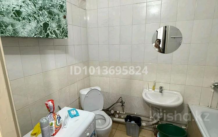 2 бөлме · 37 м² · 3/5 қабат, . Максим Горький ., бағасы: 45 000 ₸ в Павлодаре — фото 2