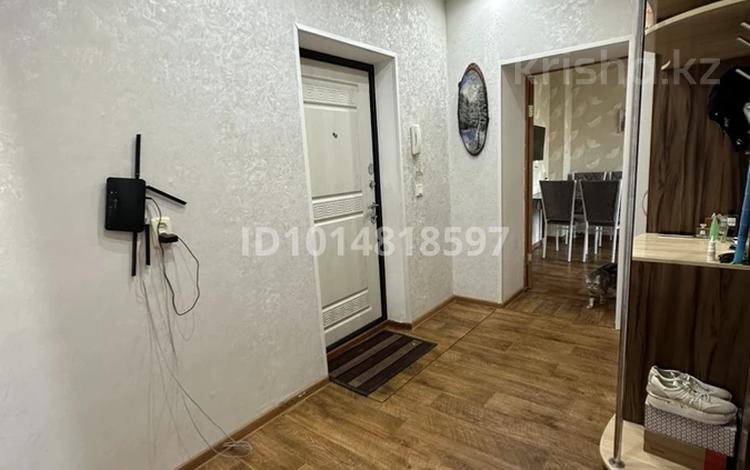 3-комнатная квартира · 64 м² · 8/10 этаж, мкр 5 100В — Тургенева 100В за 19.5 млн ₸ в Актобе — фото 2