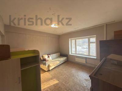 2-комнатная квартира · 54 м² · 5/5 этаж, мкр Тастак-2 7 за 31.5 млн ₸ в Алматы, Алмалинский р-н