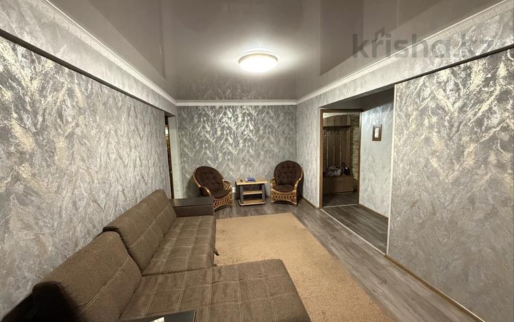 3-комнатная квартира · 60 м² · 5/5 этаж, Казахстан 85 за 19.5 млн ₸ в Усть-Каменогорске, Ульбинский — фото 2
