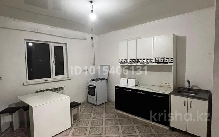 2-комнатная квартира · 40 м² · 1/1 этаж, мкр 13-й военный городок 13 за 145 000 ₸ в Алматы, Турксибский р-н — фото 2