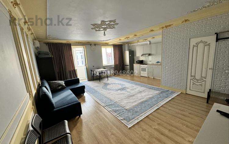 1-комнатная квартира · 43.8 м² · 8/9 этаж, мкр Нурсая, Таумуш Жумагалиев 15 Е за 21 млн ₸ в Атырау — фото 2