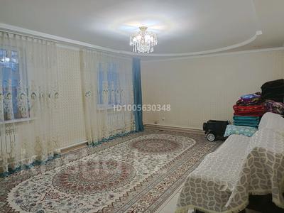 Часть дома · 4 комнаты · 120 м², Жеңіс 32 за 200 000 〒 в Талапкер 