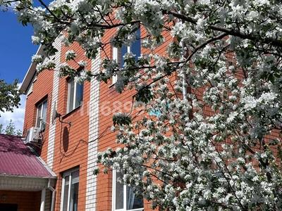 Отдельный дом · 6 комнат · 271 м² · 6.8 сот., 3 микрорайон 27 за 59 млн 〒 в Аксае