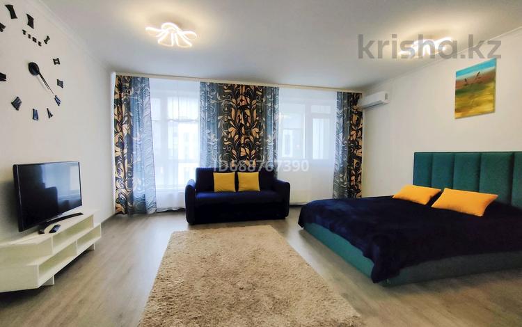 1-комнатная квартира · 40 м² · 7/10 этаж, мкр Комсомольский, Мангелик ел 40/2 — Мангелик ел -Бухар жырау за 16 000 ₸ в Астане, Есильский р-н — фото 2