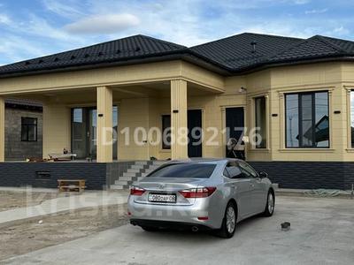 Отдельный дом · 6 комнат · 300 м², мкр Улы Дала 12 — Конец сулейманова новостройка за 400 000 〒 в Таразе