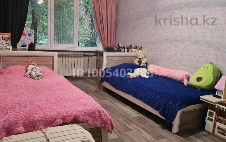 3-бөлмелі пәтер · 70.6 м² · 1/5 қабат, Космическая 10/4, бағасы: 28.5 млн ₸ в Усть-Каменогорске, Ульбинский — фото 2