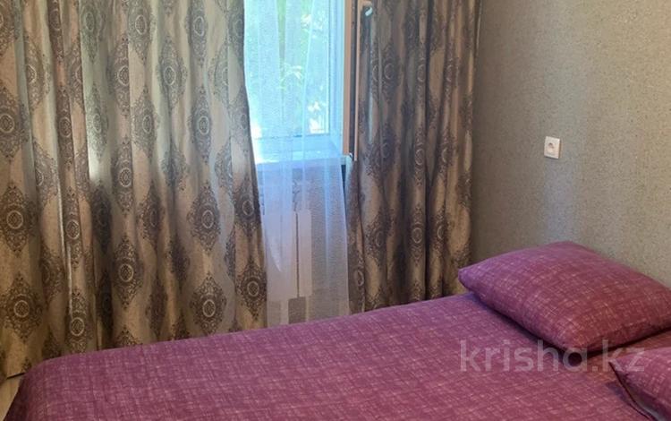 1-бөлмелі пәтер · 45 м² · 1/5 қабат, 8-шағынаудан 7, бағасы: 6 000 ₸ в Шымкенте, Туран р-н — фото 2