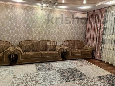 3-комнатная квартира, 90 м², 4/5 этаж, Райымбек батыра за 31 млн 〒 в Талдыкоргане, Каратал