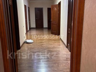 Отдельный дом · 5 комнат · 140 м² · 10 сот., Горка Дружбы 40 — Возле гороно за 55 млн 〒 в Темиртау