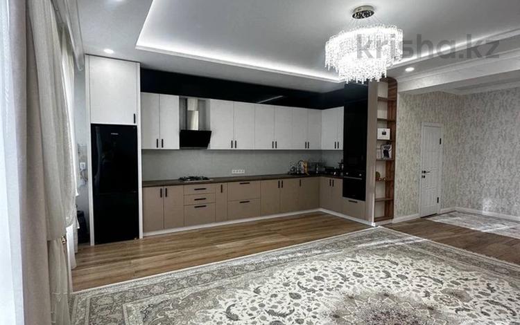 2-бөлмелі пәтер · 87.8 м² · 7/10 қабат, 18А мкр 3, бағасы: 46.5 млн ₸ в Актау — фото 2