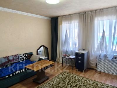 Отдельный дом · 4 комнаты · 65 м² · 5.6 сот., Казакова 76 за 18.5 млн 〒 в Таразе