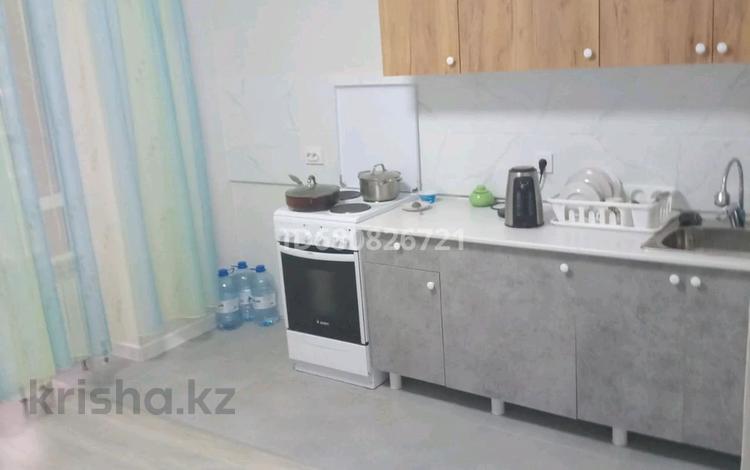 1-комнатная квартира · 49 м² · 6/12 этаж, Кабанбай батыра — Хусейн бен Талала за 190 000 ₸ в Астане, Есильский р-н — фото 2