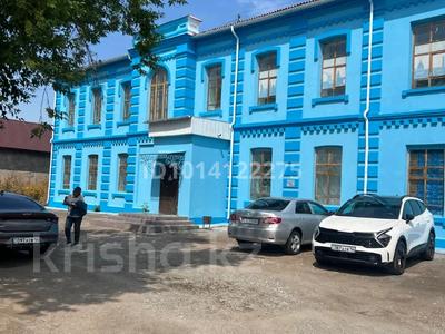 Кеңселер, дүкендер мен бутиктер, қоймалар, сұлулық салондары, медорталықтар мен дәріханалар, білім орталықтары, ойын-сауық · 1120 м², бағасы: 300 млн ₸ в Павлодаре