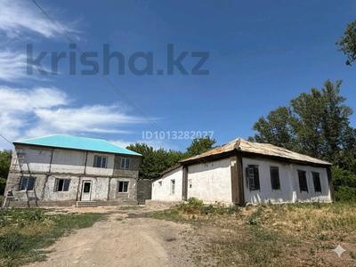 Отдельный дом · 14 комнат · 240 м², Жарылғапберді 35 за 38 млн ₸ в Баянауле