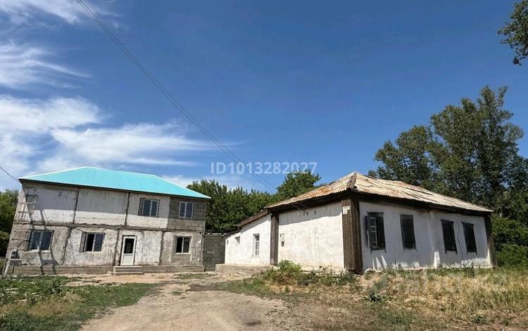 Отдельный дом · 14 комнат · 240 м², Жарылғапберді 35 за 38 млн ₸ в Баянауле — фото 2