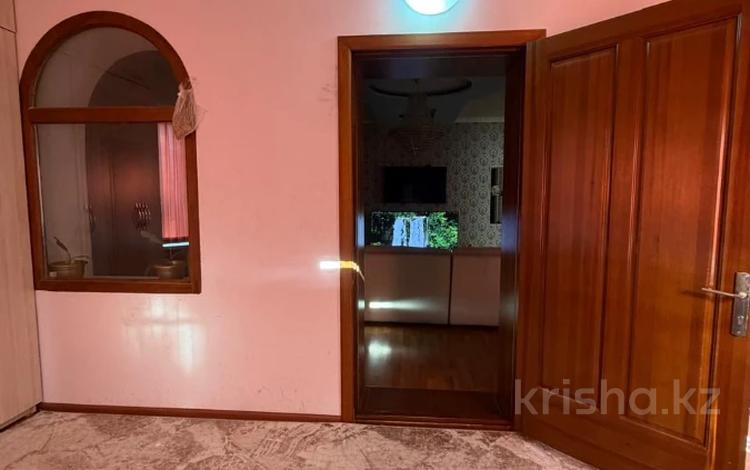 Отдельный дом · 8 комнат · 340 м² · 12 сот., 4-я Челябинская за 195 млн ₸ в Костанае — фото 2