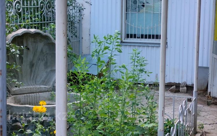 Офисы, салоны красоты, медцентры и аптеки, образование, кабинеты и рабочие места, студии · 55 м² за 100 000 〒 в Уральске — фото 2