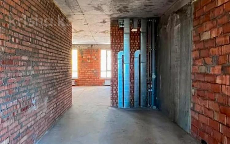 3-комнатная квартира · 102.9 м² · 6/10 этаж, Болашак за 46 млн ₸ в Талдыкоргане — фото 2