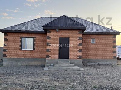 Жеке үй · 4 бөлме · 160 м² · 10 сот., мкр Кунгей , Абыкен Толеубаева 116, бағасы: 65 млн 〒 в Караганде, Казыбек би р-н