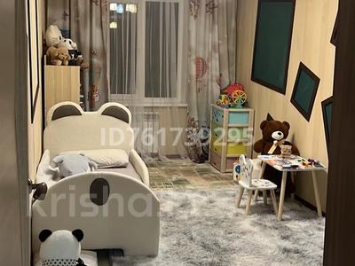 Пәтерлер в Алматинской обл.: 3-бөлмелі пәтер · 59 м² · 2/5 қабат, 3 микрорайон 8, бағасы: 25 млн 〒 3-бөлмелі пәтер · 59 м² · 2/5 қабат, 3 микрорайон 8, бағасы: 25 млн 〒 в Конаеве (Капчагай)
