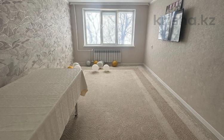 3-бөлмелі пәтер · 65 м² · 4/5 қабат, гагарина 41, бағасы: 18.6 млн ₸ в Уральске — фото 2
