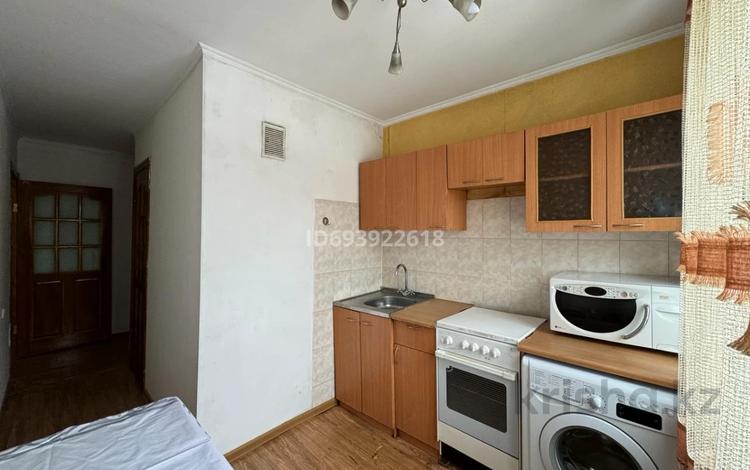 2-комнатная квартира, 44 м², 2/4 этаж, мкр Сайран 9 за 23 млн 〒 в Алматы, Ауэзовский р-н — фото 4