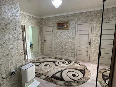 3-комнатная квартира · 90 м² · 5/5 этаж, байтерек 41 — Школа,остановка, Без долгов Срочно! за 20.5 млн ₸ в Таразе