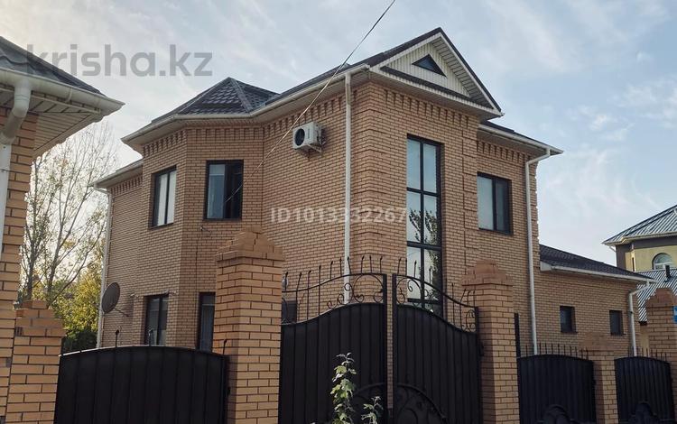Отдельный дом · 5 комнат · 200 м², М.Макатаева 17 — Взлетка за 700 000 ₸ в  — фото 2