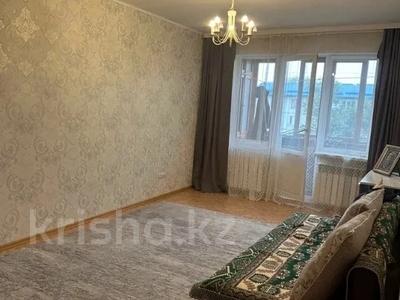 2-комнатная квартира, 44 м², 4/4 этаж, мкр №1 — Жубанова за 24.5 млн 〒 в Алматы, Ауэзовский р-н