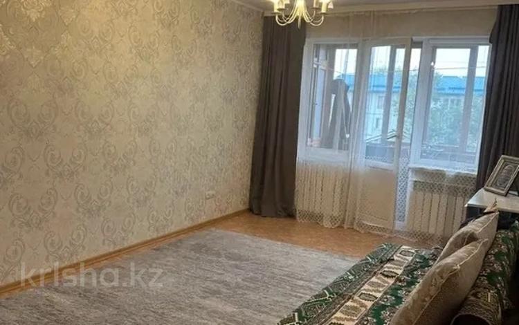 2-комнатная квартира, 44 м², 4/4 этаж, мкр №1 — Жубанова за 24.5 млн 〒 в Алматы, Ауэзовский р-н — фото 2