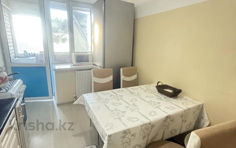 1-комнатная квартира · 40 м² · 1/9 этаж, мкр Береке 22 за 11.5 млн ₸ в Атырау — фото 30