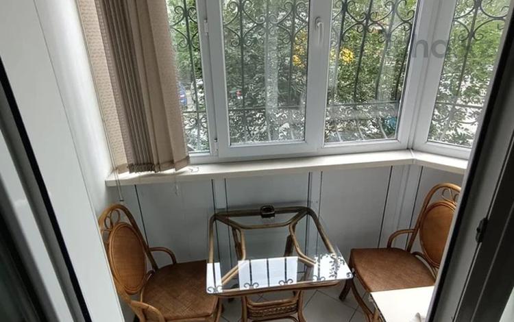 4-бөлмелі пәтер · 140 м² · 1 қабат, Думан-2 ш/а. 25, бағасы: 85 млн ₸ в Алматы, Медеуский р-н — фото 2
