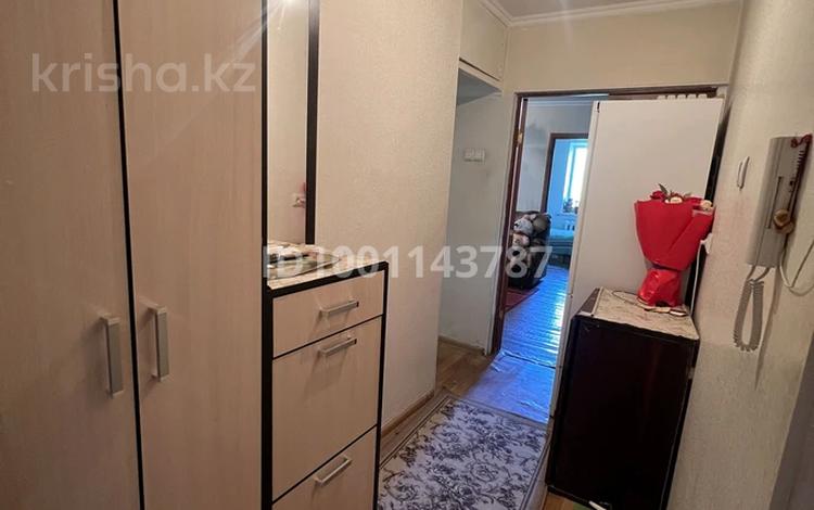 2-бөлмелі пәтер · 46 м² · 4/5 қабат, мкр Акбулак, бағасы: 11.5 млн ₸ в Таразе — фото 2